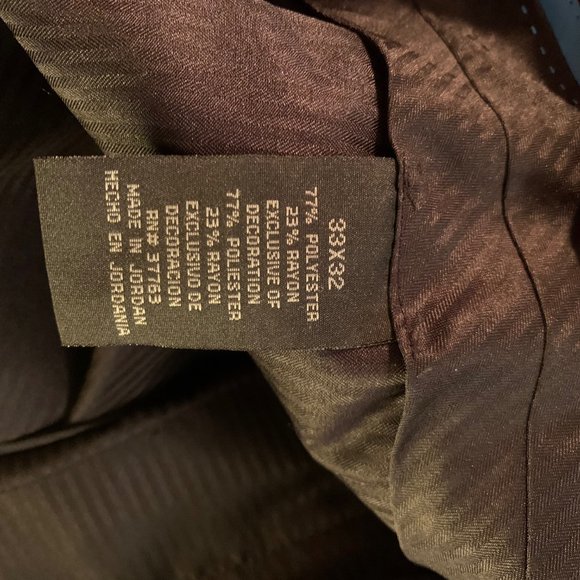 Classic 3-button Black Men's Suit - Picture 9 of 15